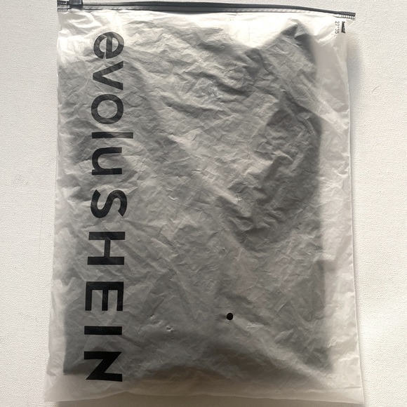 (B29) NEW EvoluSHEIN Scoop Neck Waffle Knit Tee, Size Medium, NWOT in Bag - Picture 12 of 12